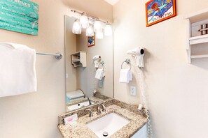 Unclassified image, 2 of 20, button - Beachy condo with free WiFi & shared pool,hot tub - short walk to the beach (Santa Rosa Beach)