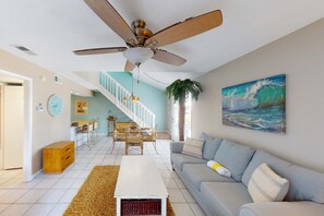 TV, offices - Quaint Miramar Beach home with loft, pool, patio, full kitchen, & washer/dryer (Miramar Beach)