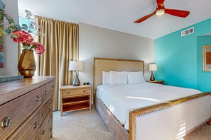Tabla de planchar con plancha, wifi y ropa de cama 
