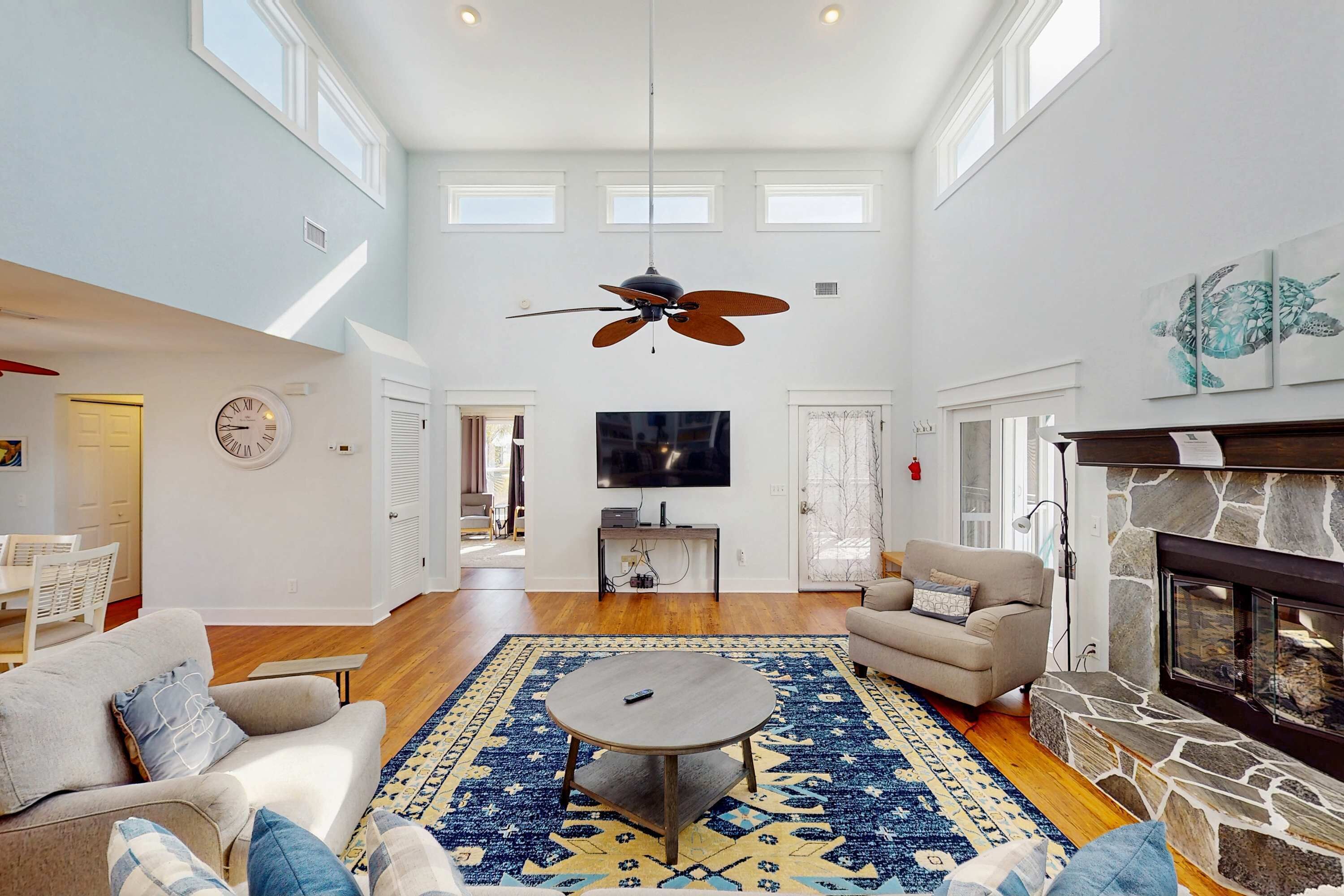 Spacious Dog-friendly Home With Community Pool, Deck, & Wifi - Minutes To Beach - Cape San Blas, FL