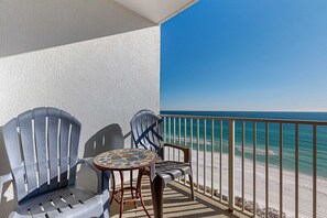 Property grounds - Majestic Sun B905 | Beachfront Condo with Pool! (Miramar Beach)