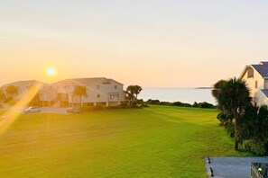 Exterior - Waterfront, Boat-friendly Townhome with Shared Olympic-size Pool (Pensacola Beach)
