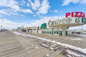 Apartment (0 Bedroom) | Interior