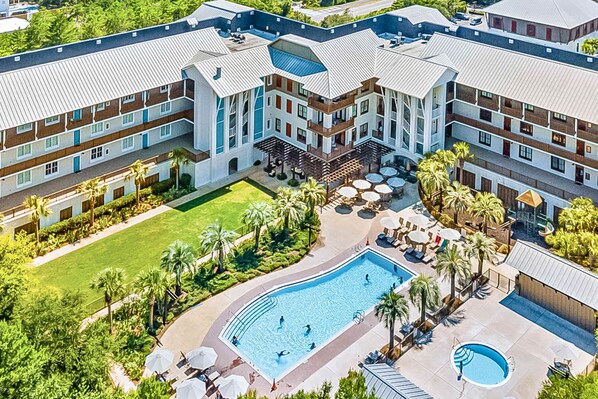 Exterior - Fourth-floor corner condo with Big Redfish lake view, pool & washer/dryer (Santa Rosa Beach)