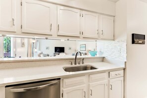 Interior - Second-floor condo with beach access, shared outdoor pool & tennis court! (Navarre Beach)