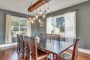 House (5 Bedrooms) | Interior - Hot Tub & Pond View! Private Friday Harbor Retreat (Friday Harbor)
