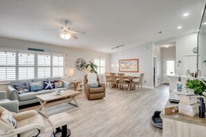 Interior - Stroll to Shore: Pet-friendly Flagler Beach Escape (Flagler Beach)