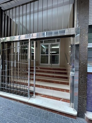 Exterior detail - Miguel Rosas (Las Palmas de Gran Canaria)