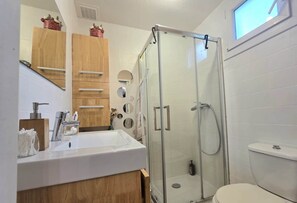Bathroom - Les Jardins de Cocagnes (Cagnes-sur-Mer)