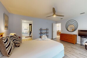 2 habitaciones, tabla de planchar con plancha, internet y ropa de cama