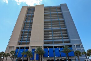 Exterior - Contemporary flat with Gulf views, furnished balcony & beach access (Panama City Beach)