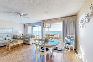 Interior - Gorgeous beachfront condo with shared pool, hot tub and beach access (Panama City Beach)