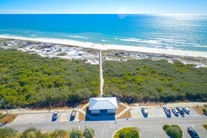Beach nearby - Home with pool & dock access - blocks to beach, Powell Lake, & state park (Inlet Beach)
