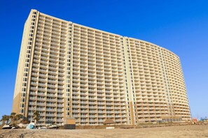 Exterior - Waterfront w/ Views, Pools, Hot Tub, Gym - Walk to Beach, Snowbirds Welcome (Panama City Beach)