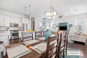 Dining - Seagrove Serenity, 4BR Coastal Retreat with Pool & Bikes (Santa Rosa Beach)