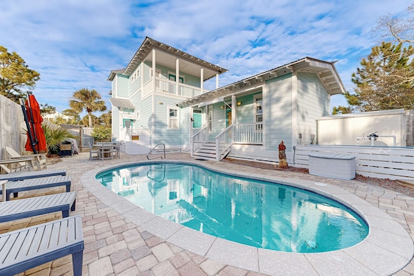 Pool - Spacious Home with Private Pool, dog-friendly, 2 Blocks to Beach (Santa Rosa Beach)