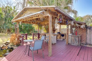 House (2 Bedrooms) | Interior - Sunroom & Spacious Yard! Family Gem in Orange Park (Orange Park)