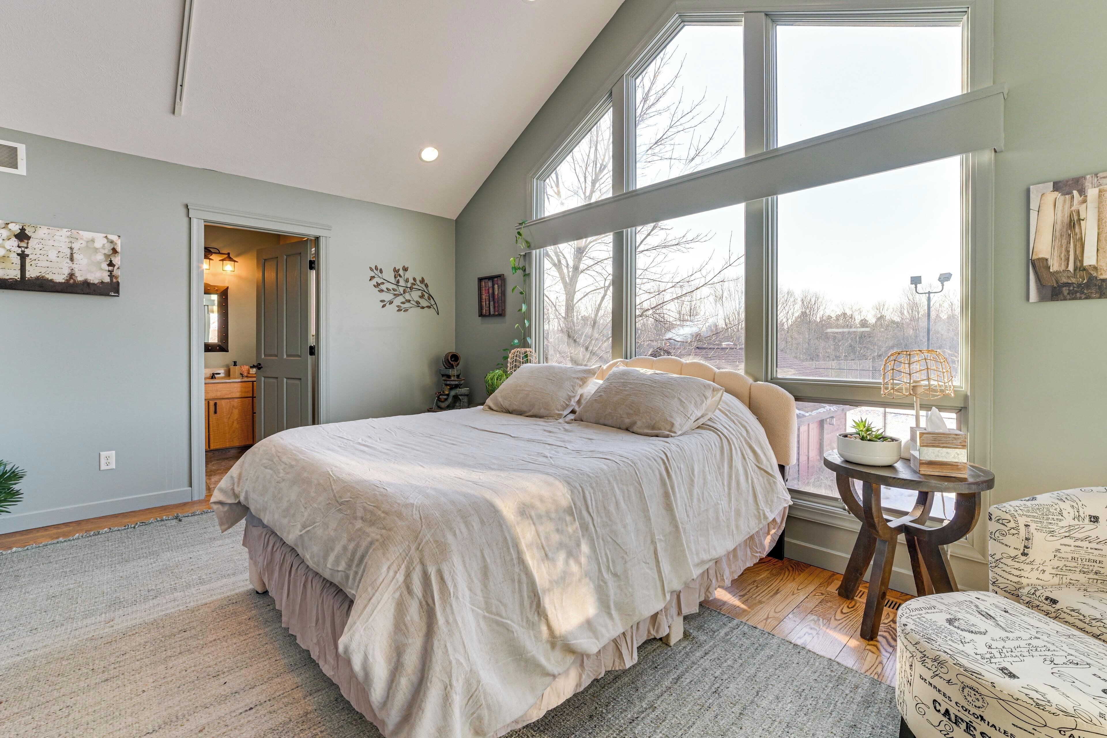 House (Multiple Bedrooms) | Interior