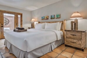 Apartment (2 Bedrooms) | Interior - Peaceful Cave Creek Retreat: Walk to Town & Trails (Cave Creek)