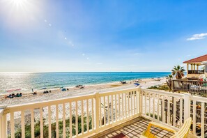 On the beach - Beachfront home with coastal views & beach access - dog-friendly (Cape San Blas)