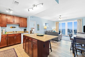 Interior - Fantastic beach and lake view condo with shared pools and hot tub (Panama City Beach)