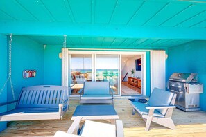 Terrace/patio - Three-Story Beachfront Gem w/ a Private Balcony, Ocean View, & Full Kitchen (Navarre Beach)