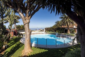 Pool - Home2Book Traditional Home with Terrace & Pool (Tacoronte)