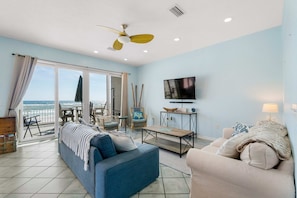 TV, offices - Beachfront townhome with ocean views, 2 balconies, W/D, & AC - dog-friendly (Pensacola Beach)