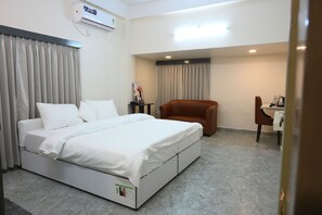 デラックス ダブルルーム ガーデンビュー