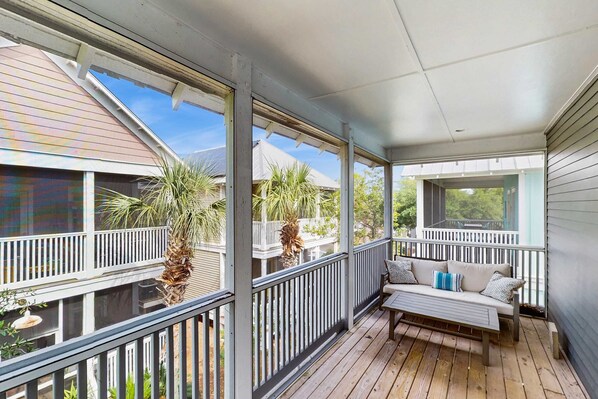Property grounds - Beautiful home in a gated community with porches & shared pool,hot tub (Port St. Joe)