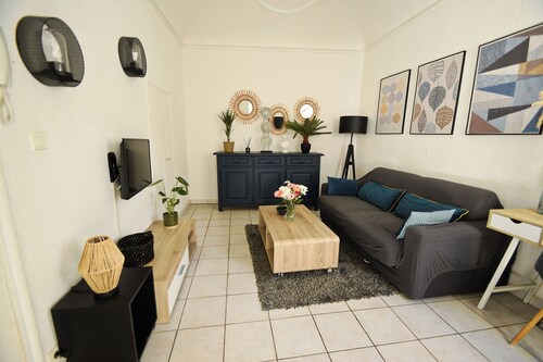 Apartment in Aubenas town center, cozy style, office, internet, netflix