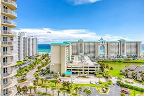 Exterior - Spacious & well-equipped condo with partial ocean views, shared pool, gym (Miramar Beach)