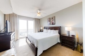 3 bedrooms, iron/ironing board, WiFi, bed sheets - Spacious 18th-floor condo with furnished balcony, shared heated pool, gym, & more (Miramar Beach)
