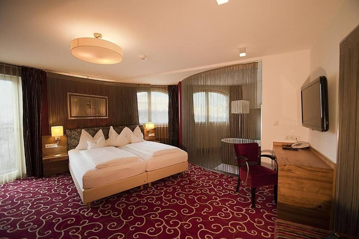 Double Room, Balcony