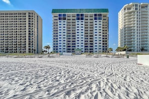 Exterior - Emerald Towers 0202 (Destin)