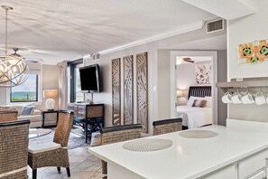 2 bedrooms, iron/ironing board, WiFi, bed sheets - Jetty East 117B (Destin)