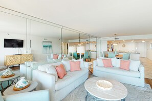TV, offices - Charming oceanfront condo with pool, tennis, balcony & washer/dryer (Destin)