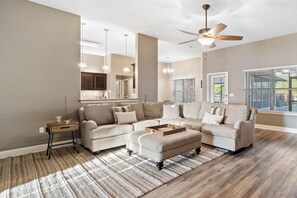 TV, offices - Single-level home with pool, enclosed yard, screened lanai, grill & home office (Navarre)