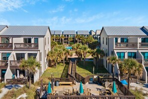 Exterior - Three-story condo in beachfront complex with patios, balconies, pool & hot tub (Panama City Beach)