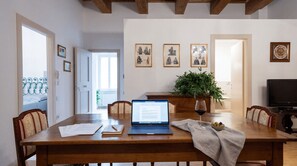 Dining - Elena Historic House (Gubbio)
