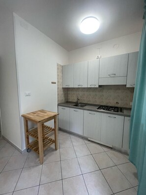 Appartamento, 2 camere da letto, balcone, vista giardino | Interni