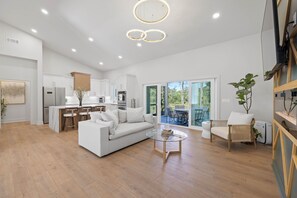 Nhà (3 Bedrooms) | Nội thất