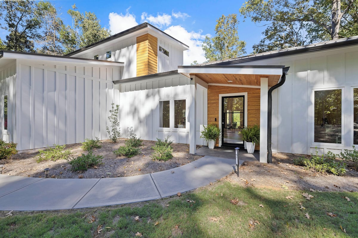 Fachada de la propiedad