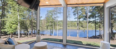 House (3 Bedrooms) | Front of property