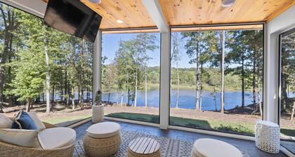 'the Emerald Cove Residence' Lake Oconee Luxury!