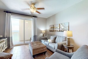 TV, offices - Grand Panama Beach Resort condo with Gulf views, bunk alcove & beachfront pool (Panama City Beach)