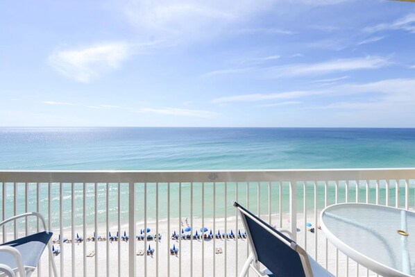 Property grounds - Unique beach condo in Panama City with Gulf views, pools & fitness facility (Panama City Beach)
