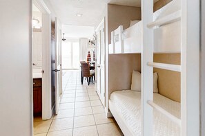 1 bedroom, iron/ironing board, WiFi - Stunning Florida getaway with Gulf view, pools, & central location (Panama City Beach)