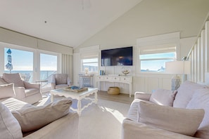 TV, offices - Fourth floor oceanfront condo with pool access, ocean views, and washer&dryer (Santa Rosa Beach)