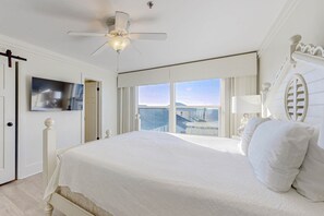 3 bedrooms, iron/ironing board, WiFi, bed sheets - Fourth floor oceanfront condo with pool access, ocean views, and washer&dryer (Santa Rosa Beach)